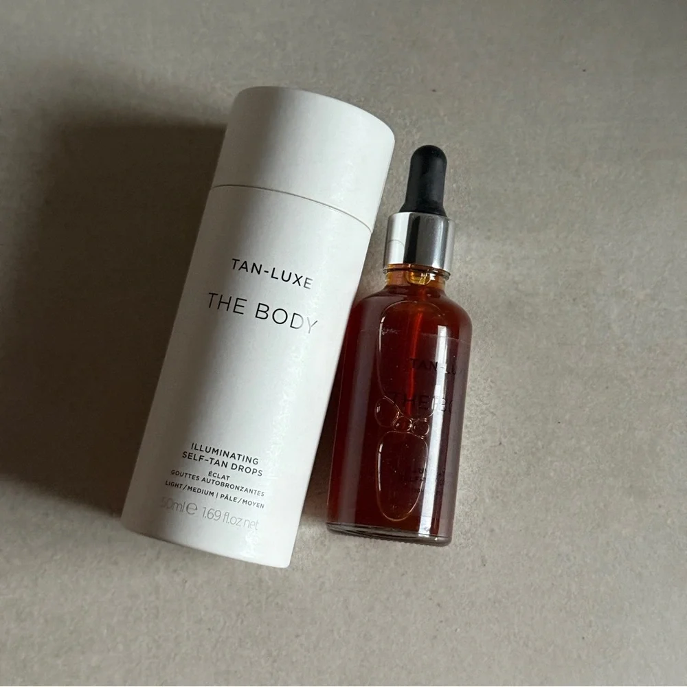 Tan Luxe The Body Illuminating Self Tan Drops Light Medium